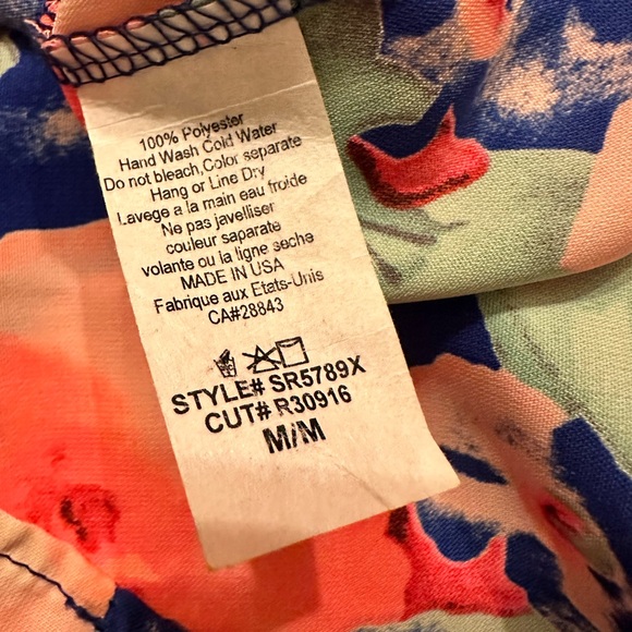 Eclipse - Royal Blue and Pink Floral Long Sleeve V-Neck Shorts Romper - US M - Picture 2 of 9